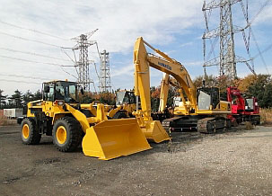 7 Debris removal vehicles (4 Wheel loaders, 3 power shovels)