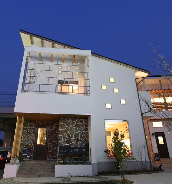 無垢ヴィスタコルシェソル展示場