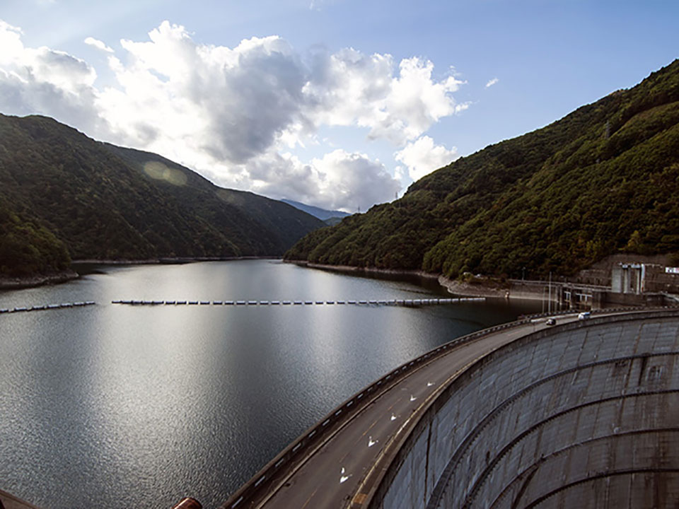 水力発電所のイメージ写真