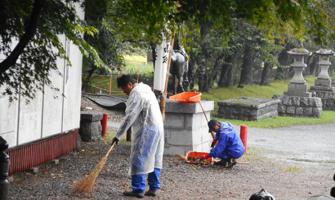 相馬野馬追へ向けた神社の除草・清掃と祭典への参加