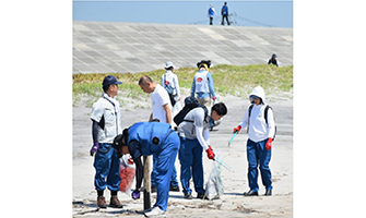 海岸の清掃活動
