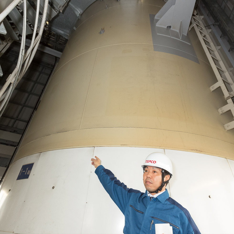 川崎火力発電所　煙突の外周